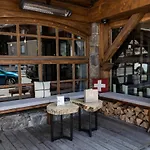 M De Megeve