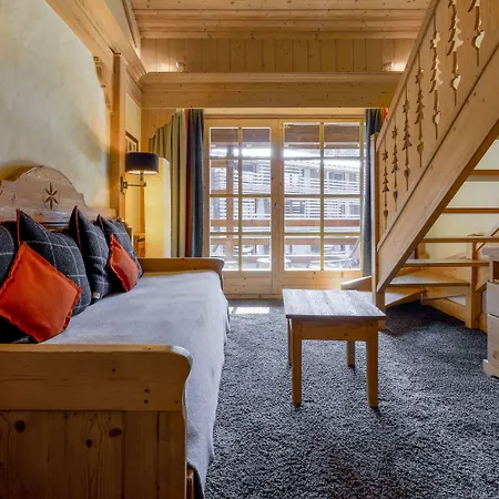 M De Hotel